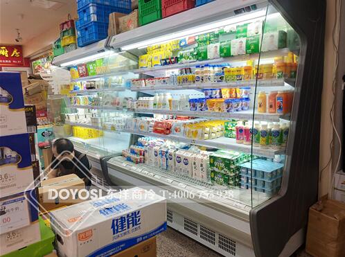 飲料展示冷柜如何調(diào)節(jié)溫度，選擇飲料柜風(fēng)冷好還是直冷好
